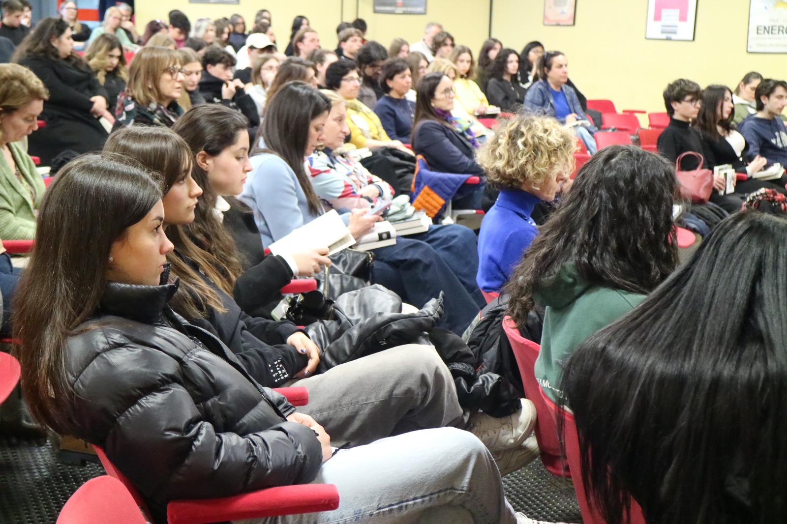 Immagine Capogreco: “Difendiamo la storia e il suo insegnamento a scuola”